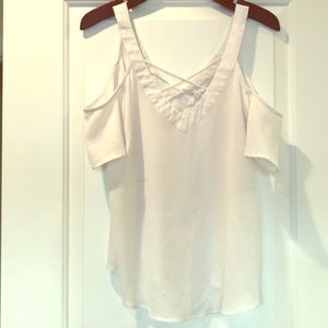 White could shoulder tank top